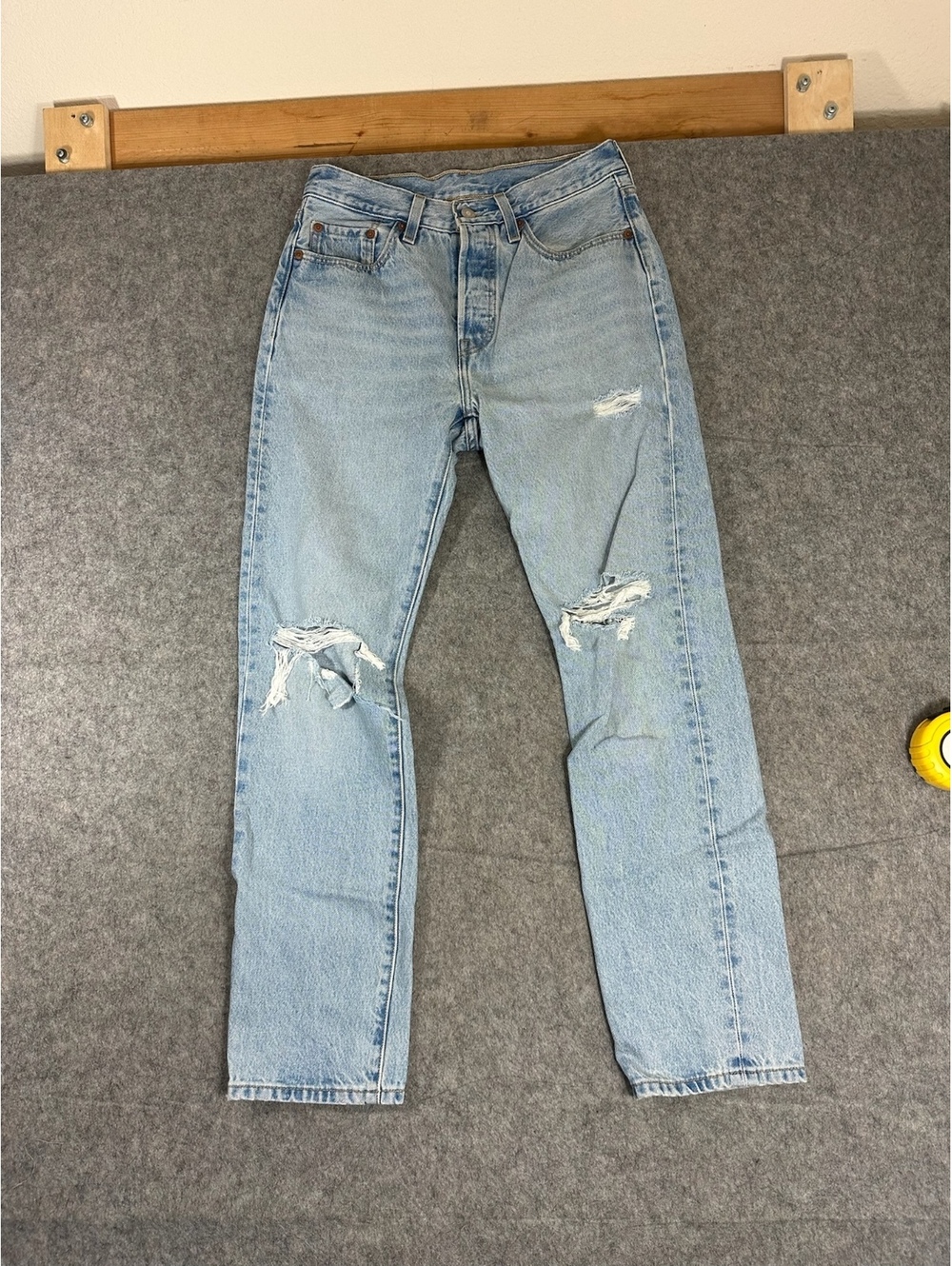 Levi's 501 light wash distressed jeans Womens 28x29